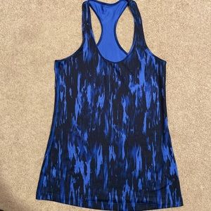 Lululemon tank NWOT size 10
